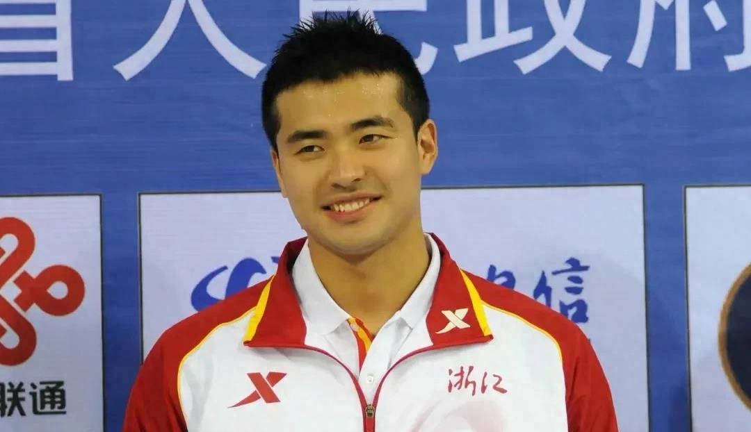 游泳男子冠军世界中国是谁_男子游泳中国世界冠军是谁_男子游泳冠军2021